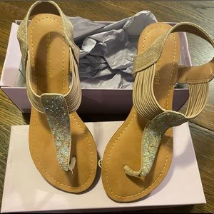 Madden Girl Sandals-Blush 8.5 NiB